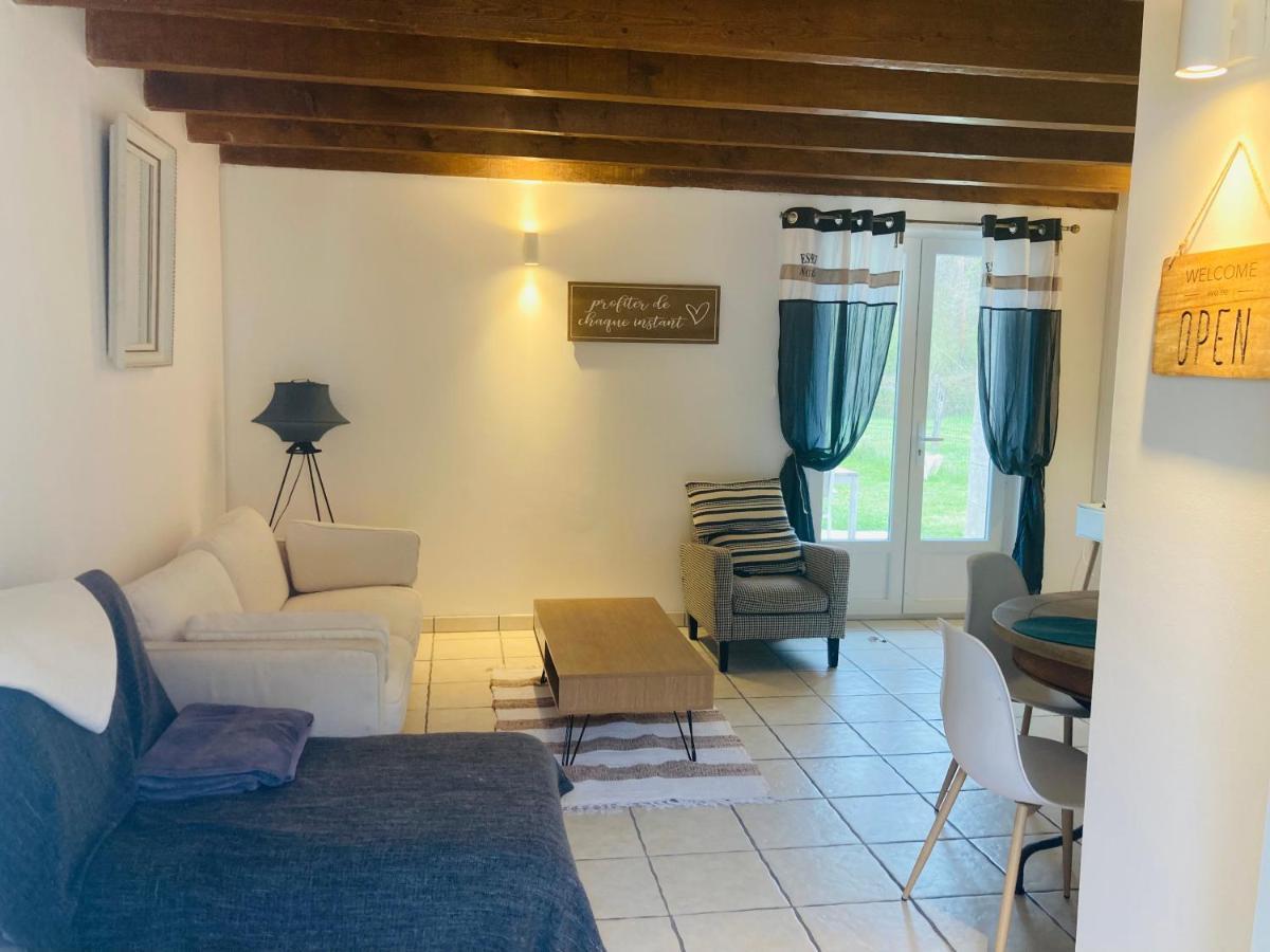 Petite Maison A La Campagne Saint-Germain-des-Fosses Eksteriør bilde