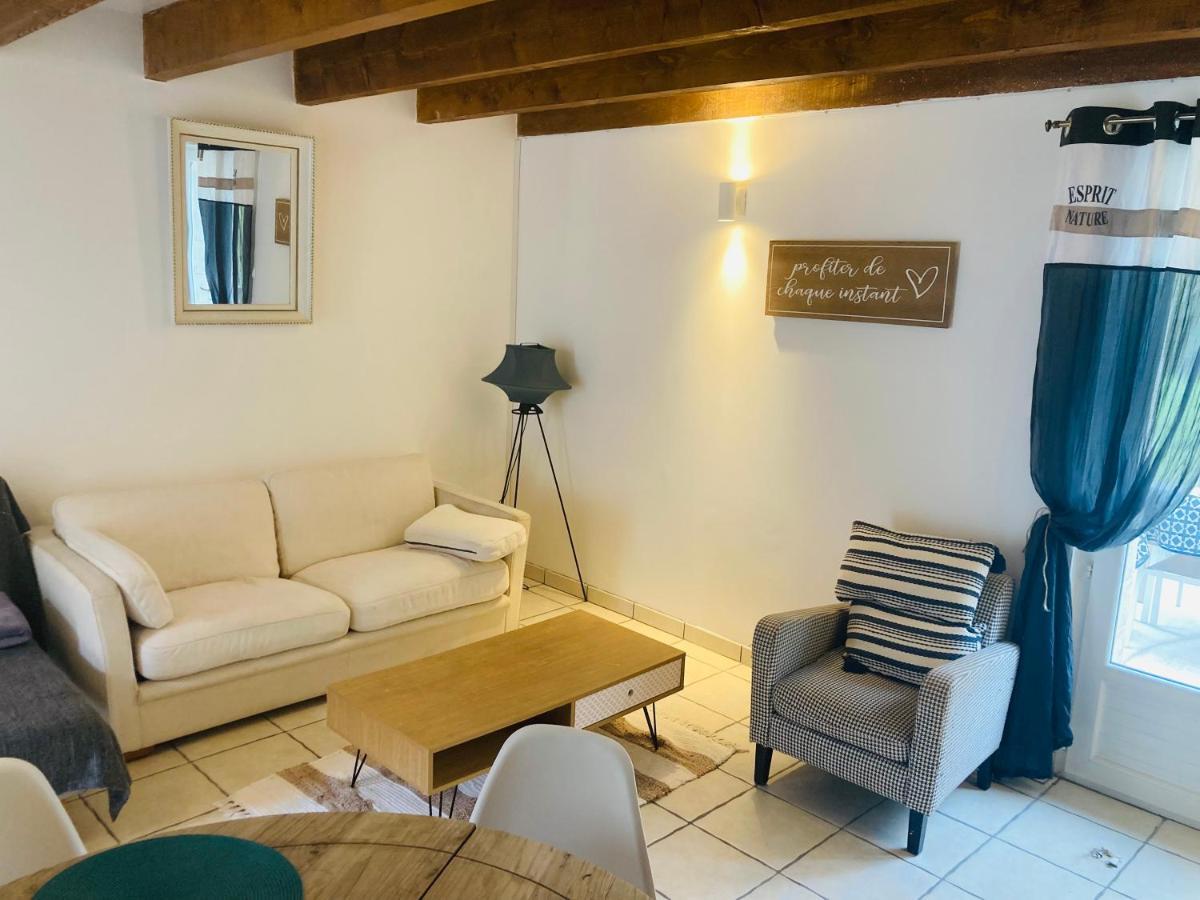 Petite Maison A La Campagne Saint-Germain-des-Fosses Eksteriør bilde